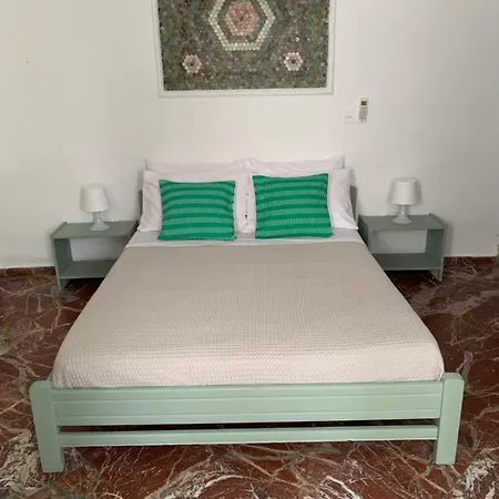 Greenish Mamona's House Mykonos Town